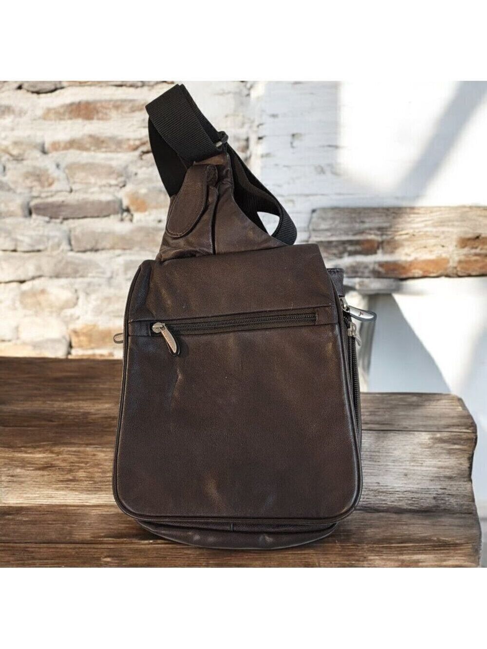 Travelon Crossbody Messenger-style Shoulder Bag - Perfect for Travelers
